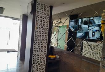 Hotel Atithi Lodging & Boarding by WB Inn allows 18 year olds to book a room