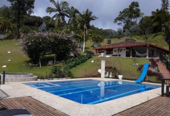 FINCA FREDONIA ANTIOQUIA has Balcony rooms
