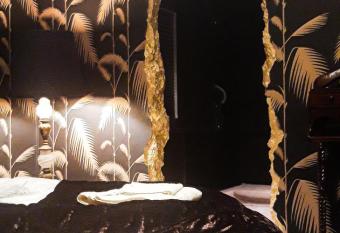 Sanadoo House Villa has Balcony rooms