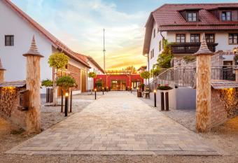 Hotel - Restaurant Eberlwirt has Balcony rooms
