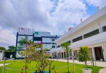 Hotel Buddha Park near Sarnath, Varanasi allows 18 year olds to book a room