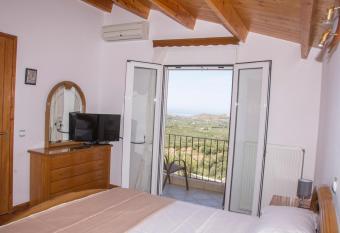 Villa Erofili Plakias south Rethimno Crete has Balcony rooms