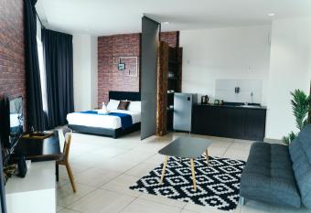 21 Homestay Octagon Ipoh Perak allows 18 year olds to book a room