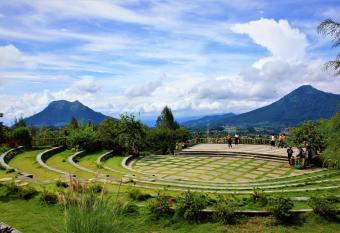 Hotel Agrowisata Kopeng Gunungsari has Balcony rooms