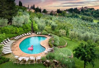 La Pensione di Vignamaggio has Balcony rooms