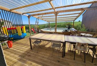 Villa avec piscine sans vis a vis piscine chauff  e has Balcony rooms