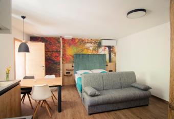 Apartmaji s SAVNAMI - Gobi has Balcony rooms