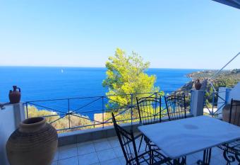 Villa Marianna has Balcony rooms