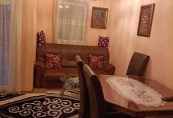 Apartman Vanja has Balcony rooms