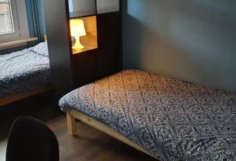 ROOM WITH 2 SEPARATED BEDS allows 18 year olds to book a room