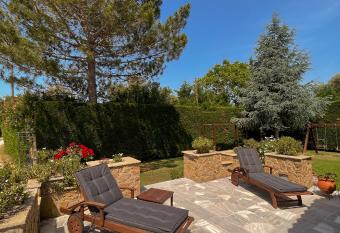 KOUROUTA VILLAS has Balcony rooms