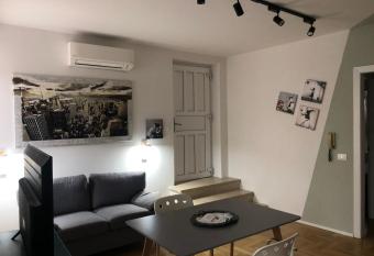 Elephant house allows 18 year olds to book a room