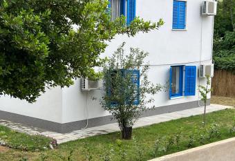 Doneto, apartment in private house has Balcony rooms