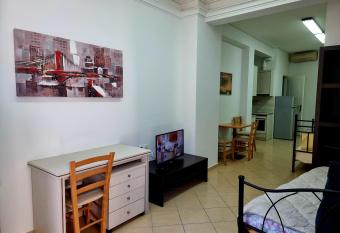 tripoli central accommodation has Balcony rooms