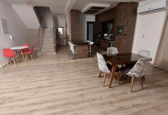 Near Mall Masr - Families only - 6 october - Luxury town house has Balcony rooms