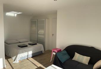 Ambiance Provence has Balcony rooms