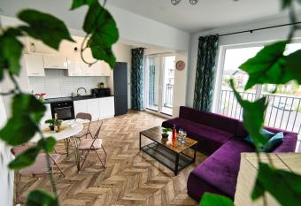 Kalimera 18 by Housine has Balcony rooms