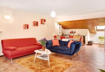 Cascina No   has Balcony rooms