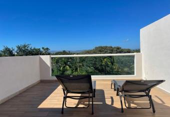 Luxury Penthouse on El Tigre Golf Course has rooms with a private hot tub