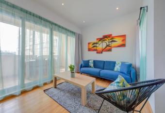 Sliema Ferries 2-bedroom Apt with views has Balcony rooms