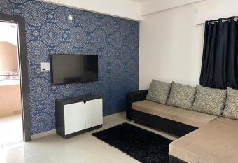 1BHK Condo @Shapura allows 18 year olds to book a room