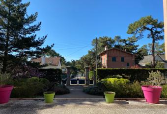 Les terrasses de la Baule has Balcony rooms