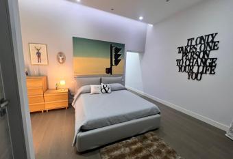 RaRoom Boutique has Balcony rooms