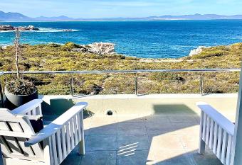 11 WESTCLIFF RENTALS allows 18 year olds to book a room