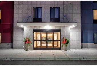 Candlewood Suites Detroit     Sterling Heights allows 18 year olds to book a room