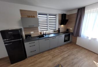 Apartm  n U n  s allows 18 year olds to book a room