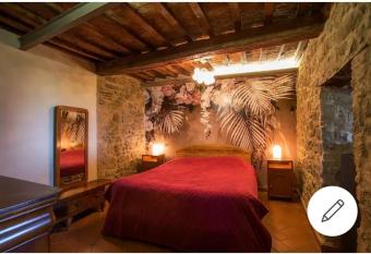 Elettra Flower allows 18 year olds to book a room