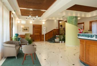 Hotel Maggiore has Balcony rooms