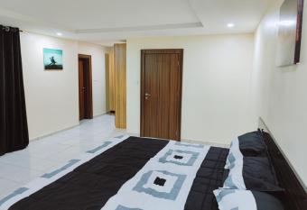 The Shelter has Balcony rooms