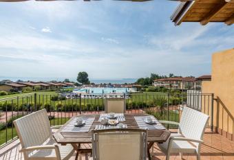 Il Gelsomino has Balcony rooms