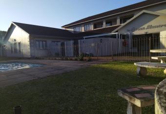 Grace Manor has Balcony rooms