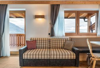 Hatzes App Panorama has Balcony rooms