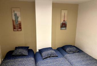 le Loft Cosy has rooms with a private hot tub