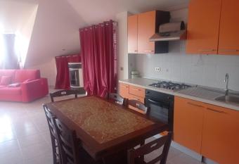 Vallina 2 has Balcony rooms