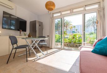 Quality and peaceful stay in Playa del Ingl  s has Balcony rooms