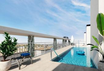 Apartamento Estepona II allows 18 year olds to book a room