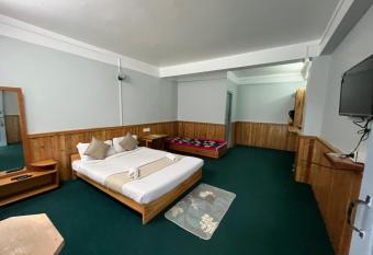 Hotel Golden Kang Lachen has Balcony rooms