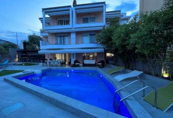 DolceVita Villa has Balcony rooms