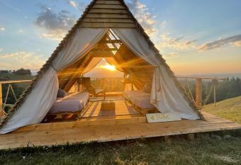 Nomad Ecovillage has Balcony rooms