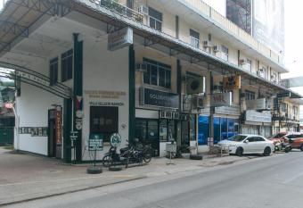 RedDoorz at Casa Buena Dormitel Davao City allows 18 year olds to book a room