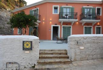 Saint george Hotel Parga has Balcony rooms