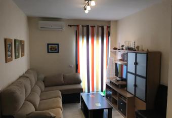 Precioso Apartamento 1 dormitorio 1 Room con Piscina junto al mar allows 18 year olds to book a room