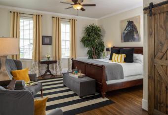 Magnolia Manor and Chapel allows 18 year olds to book a room