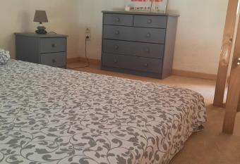 Studio proche d Avignon allows 18 year olds to book a room