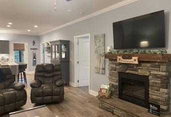 Cades Cove Paradise SoftTub Spa Fireplace has Balcony rooms