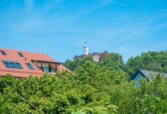 ARTO Castle view apartment allows 18 year olds to book a room